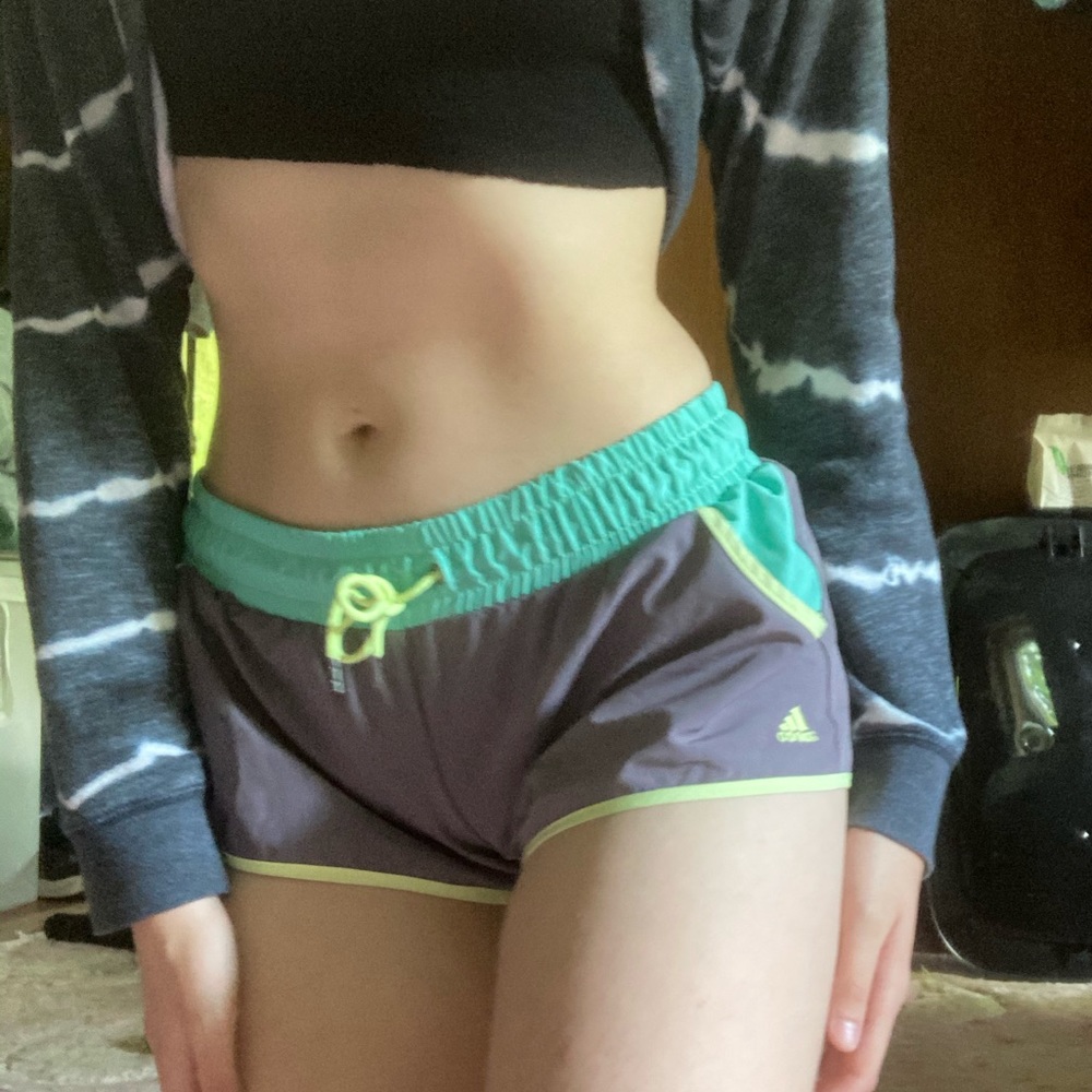 Adidas booty shorts 🦕
